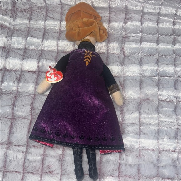 Ty Disney Frozen II Anna with Accessories - Picture 3 of 16